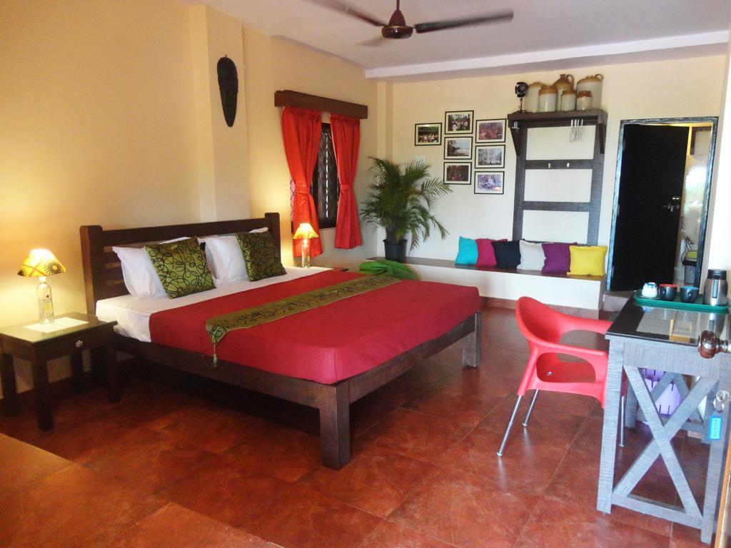 The Yuppi Hippi Hideout Hotel Anjuna Room photo